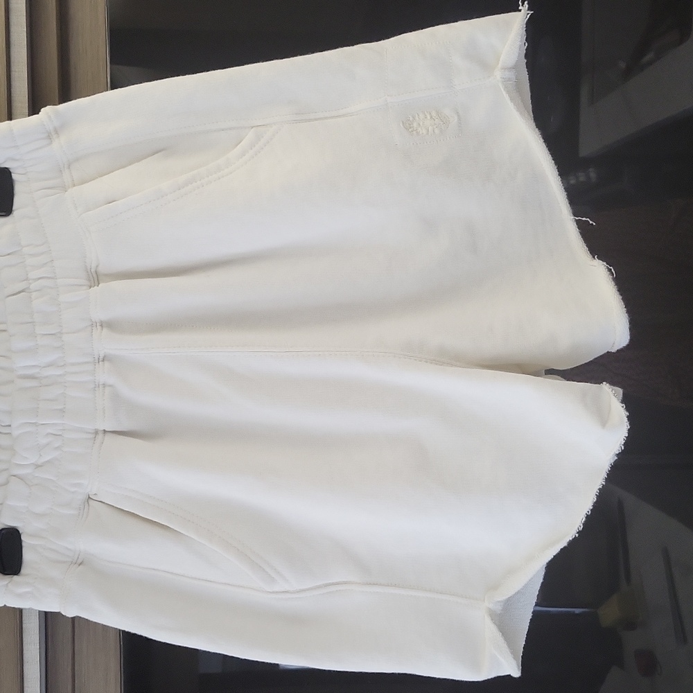 WILL BE GONE SOON) NWOT) "All Stars Solid Shorts In White - Picture 7 of 16